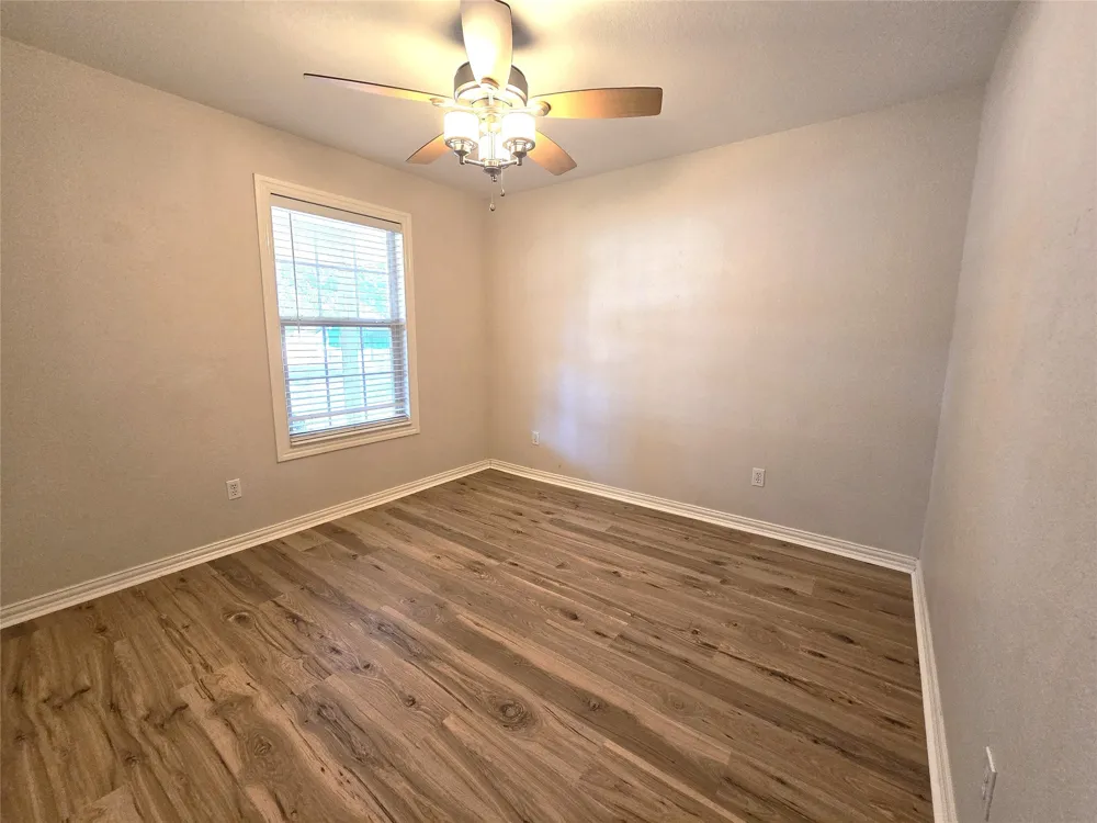 210 E El Camino Real Weatherford, TX 76087