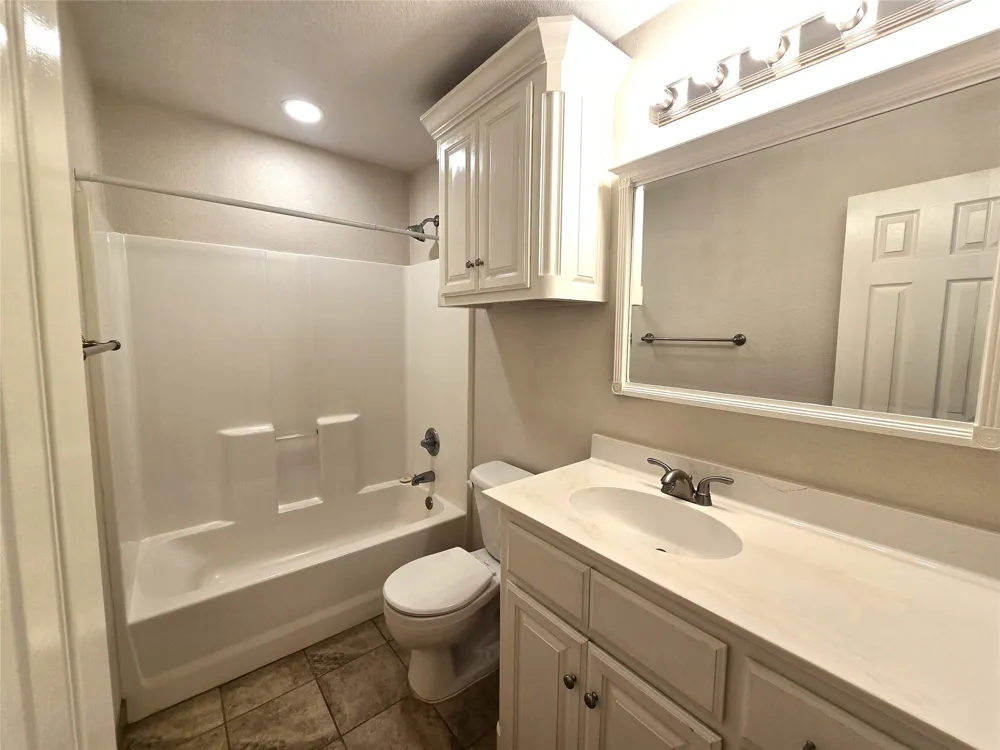 210 E El Camino Real Weatherford, TX 76087