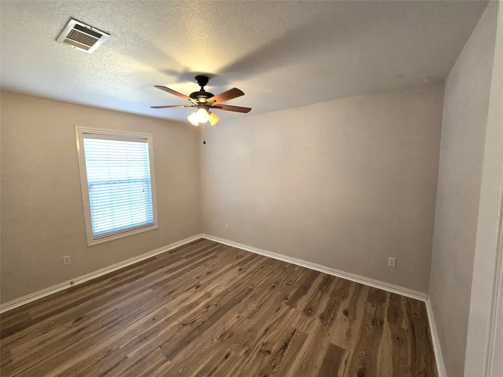 210 E El Camino Real Weatherford, TX 76087