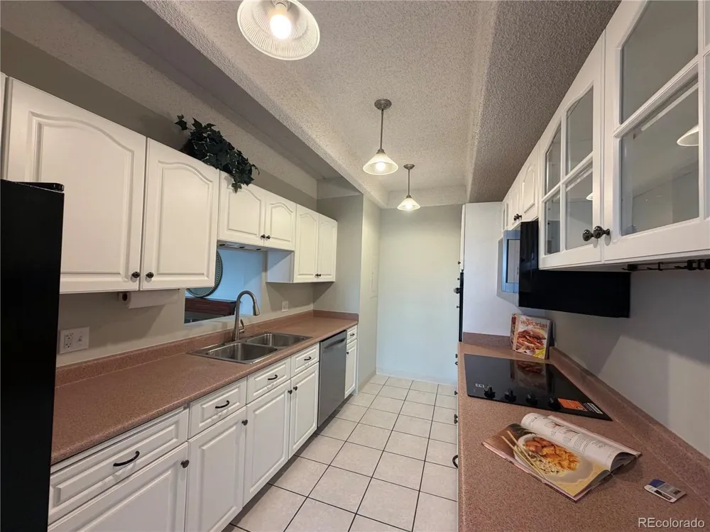 7865 E Mississippi Avenue #1205 Denver, CO 80247