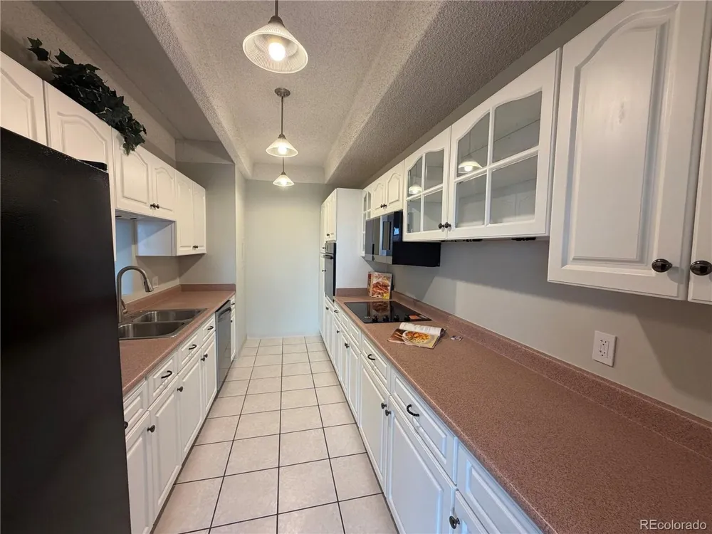 7865 E Mississippi Avenue #1205 Denver, CO 80247