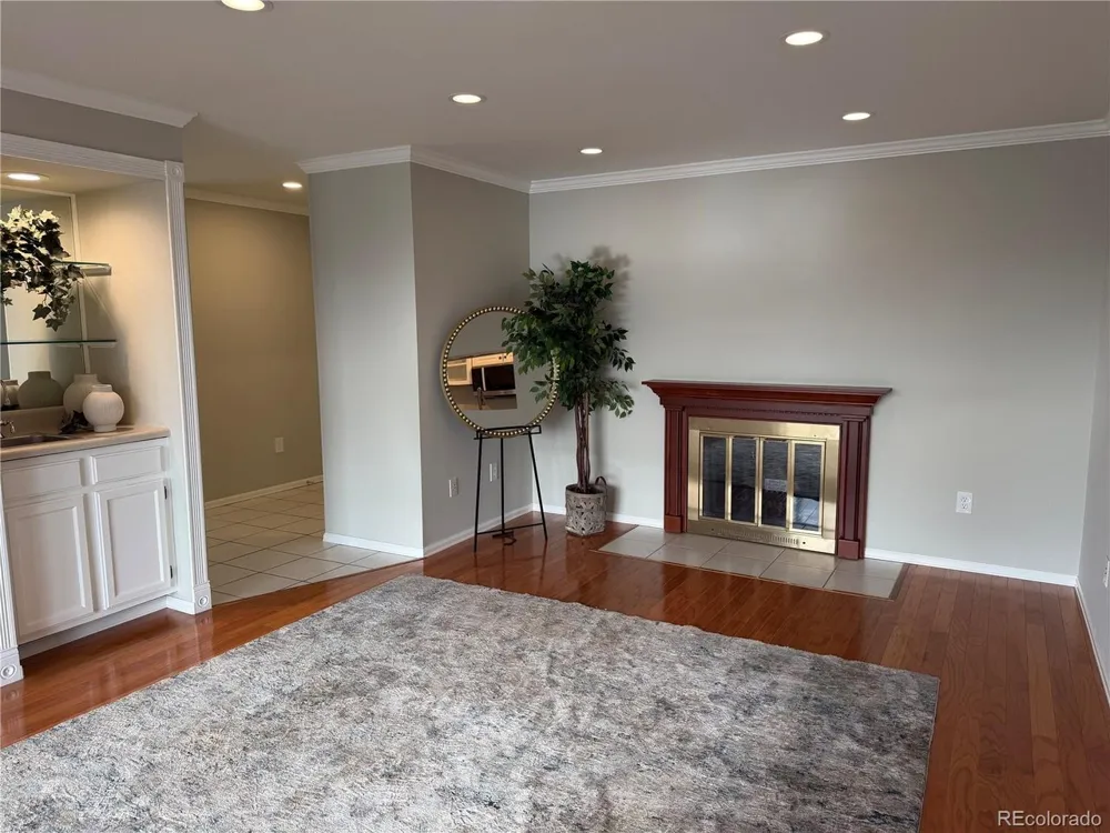 7865 E Mississippi Avenue #1205 Denver, CO 80247