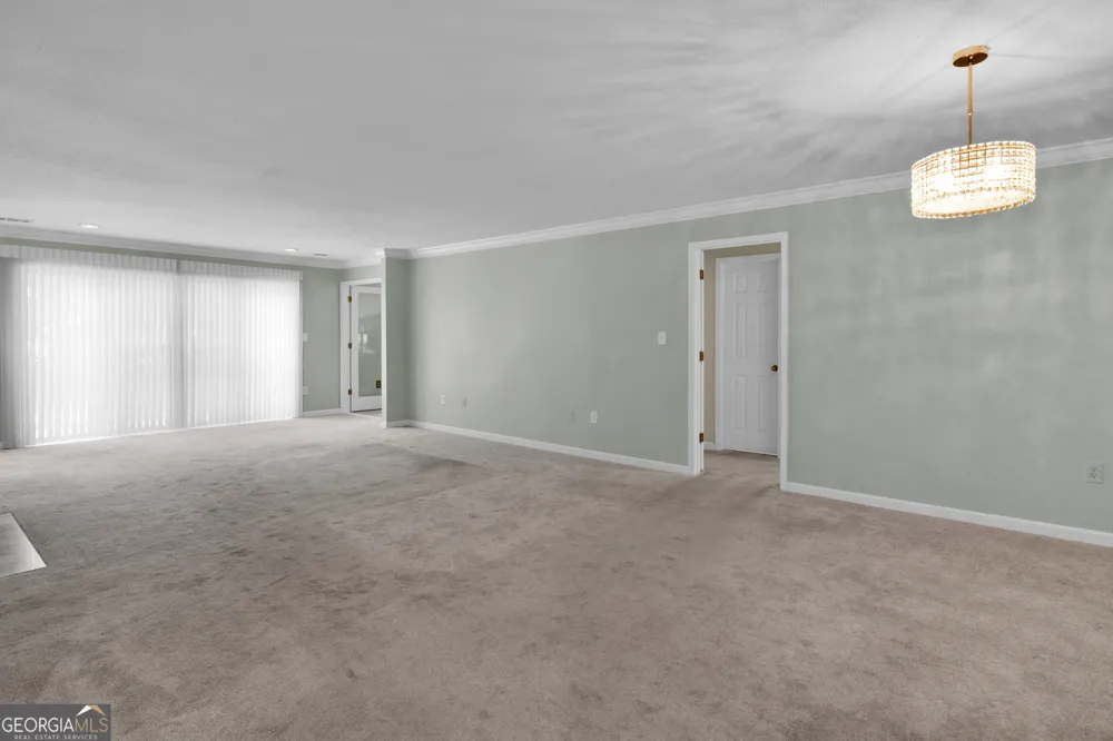 26204 NE Plantation DR NE Atlanta, GA 30324