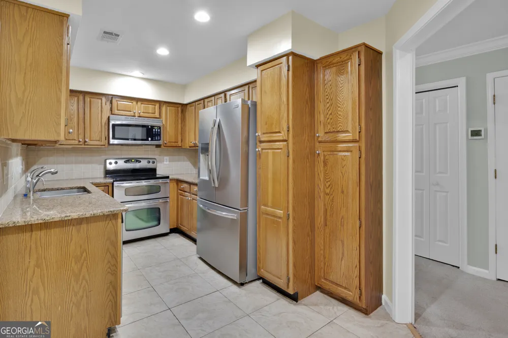 26204 NE Plantation DR NE Atlanta, GA 30324