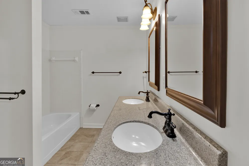 26204 NE Plantation DR NE Atlanta, GA 30324