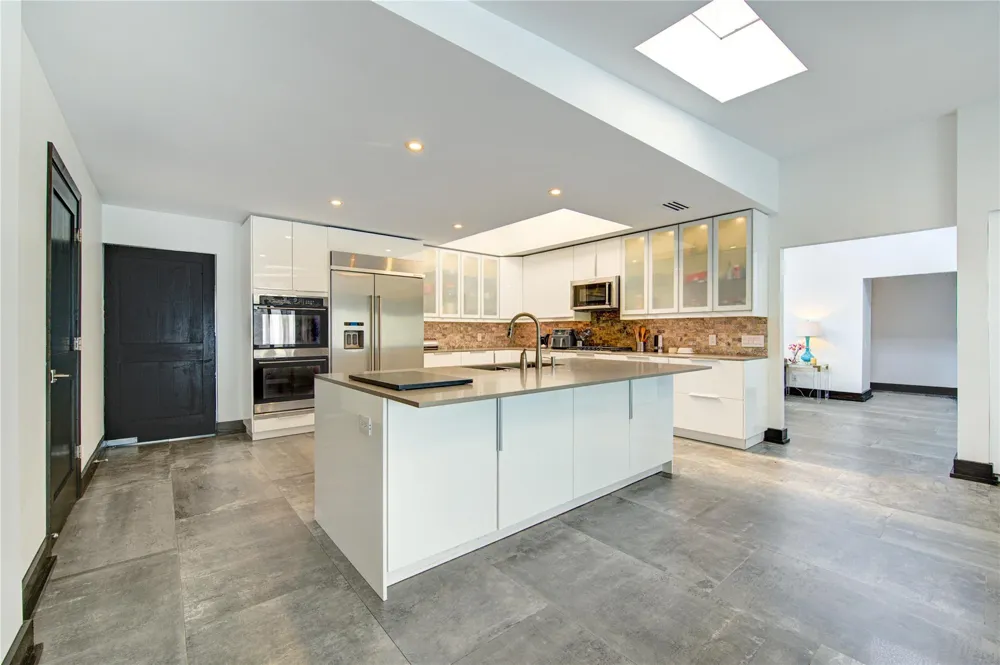 331 Gershwin Drive Houston, TX 77079