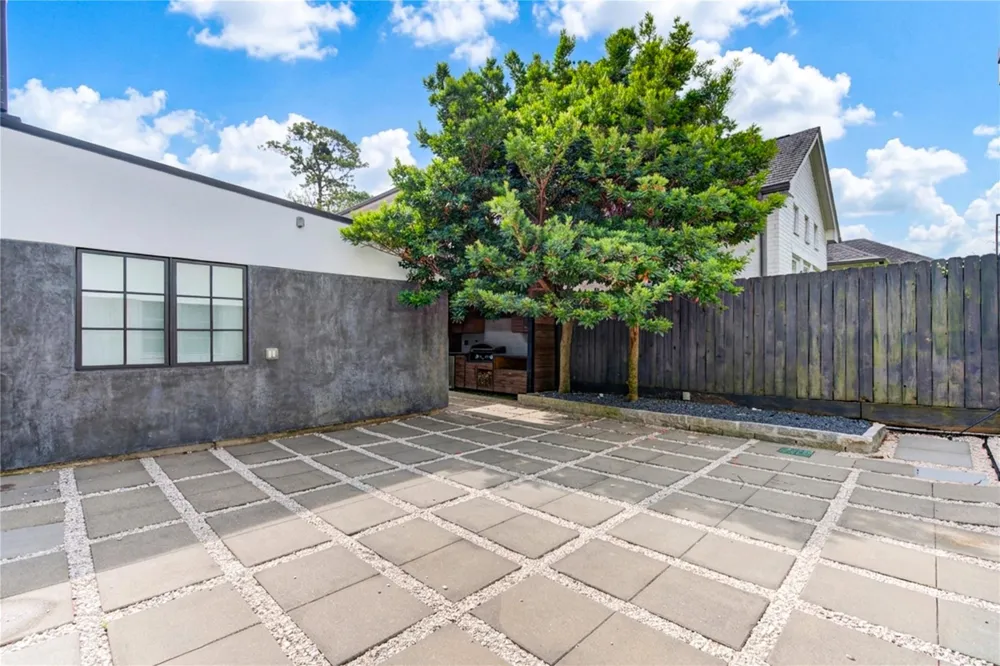 331 Gershwin Drive Houston, TX 77079