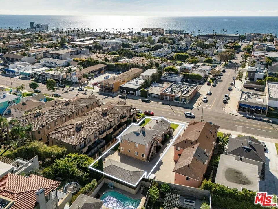 702 S Pacific Coast Highway #B Redondo Beach, CA 90277