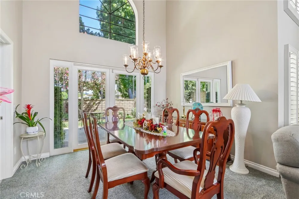 4914 Calle El Toro La Verne, CA 91750