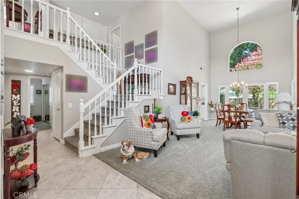 4914 Calle El Toro La Verne, CA 91750