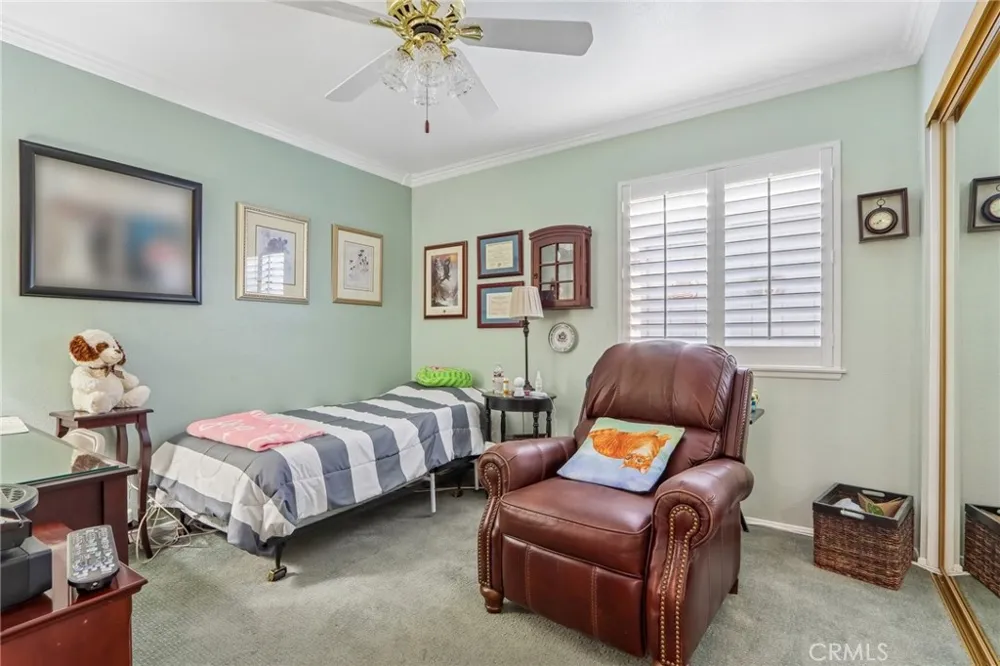 4914 Calle El Toro La Verne, CA 91750