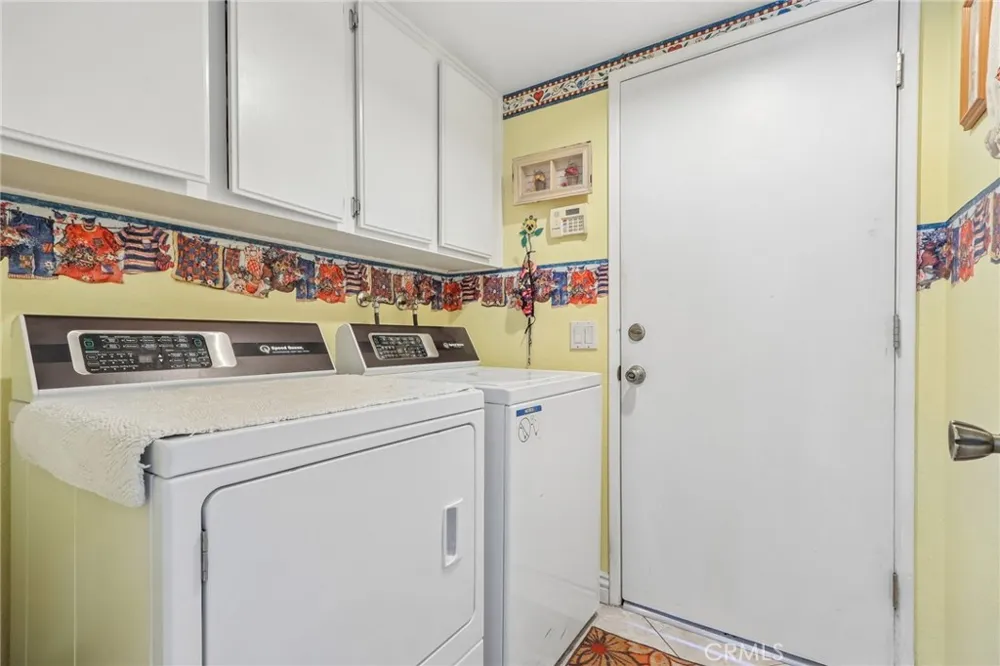 4914 Calle El Toro La Verne, CA 91750