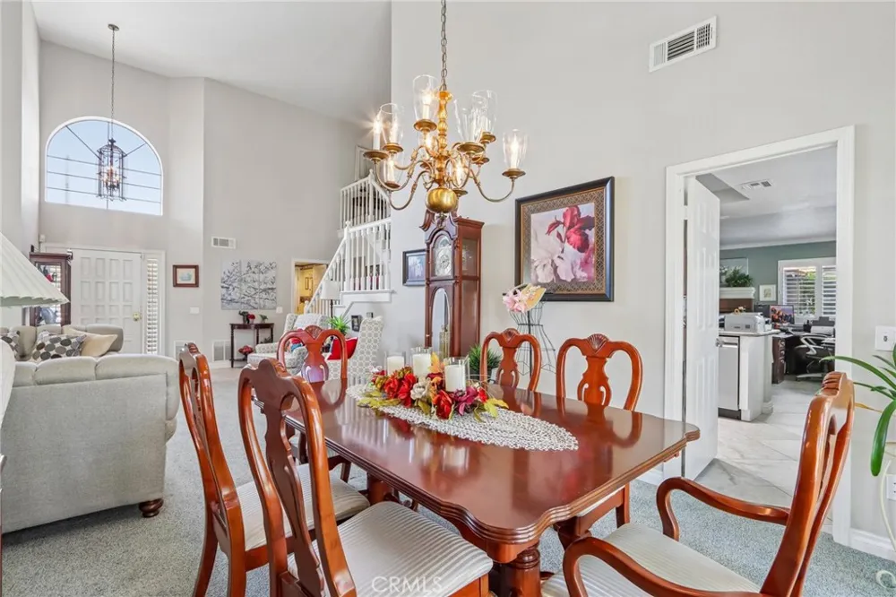 4914 Calle El Toro La Verne, CA 91750