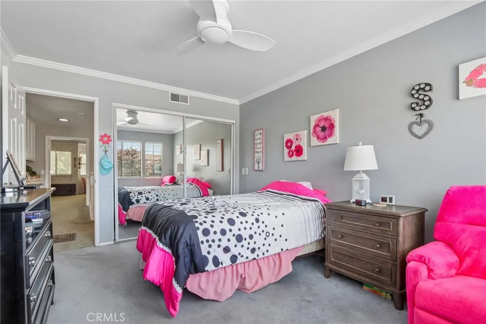 4914 Calle El Toro La Verne, CA 91750