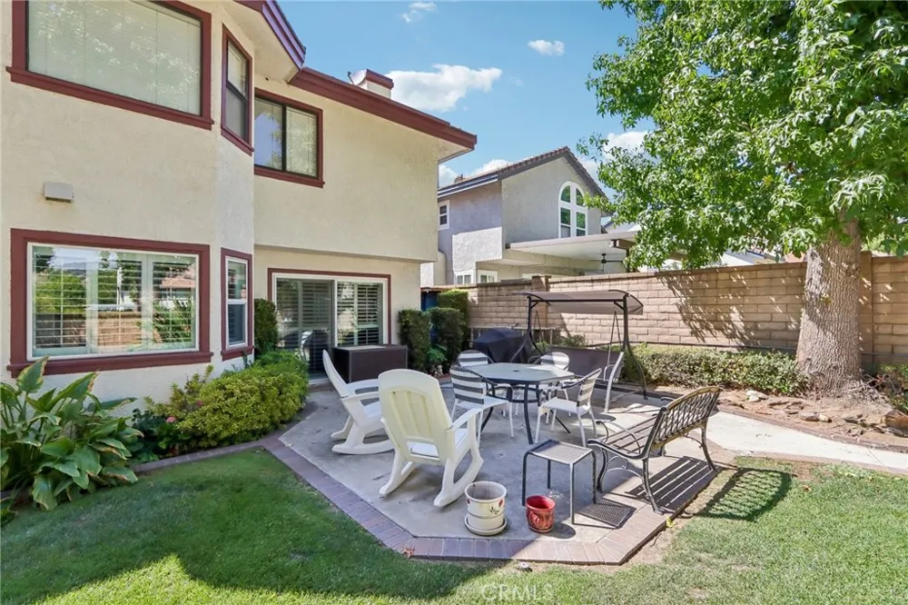 4914 Calle El Toro La Verne, CA 91750