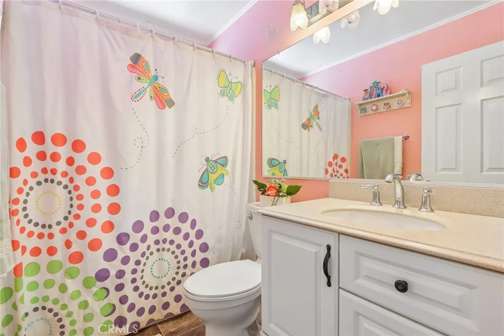 4914 Calle El Toro La Verne, CA 91750