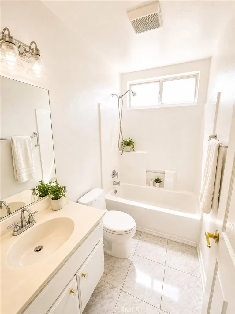 17805 Carson Circle Adelanto, CA 92301