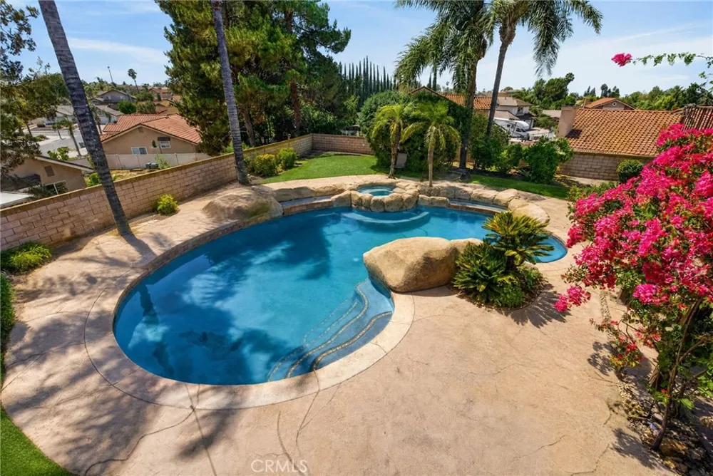 145 Cottonwood Ave Riverside, CA 92506