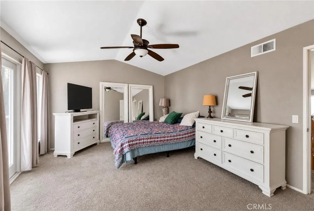 145 Cottonwood Ave Riverside, CA 92506