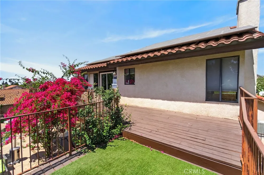 145 Cottonwood Ave Riverside, CA 92506