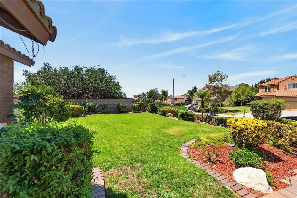 145 Cottonwood Ave Riverside, CA 92506