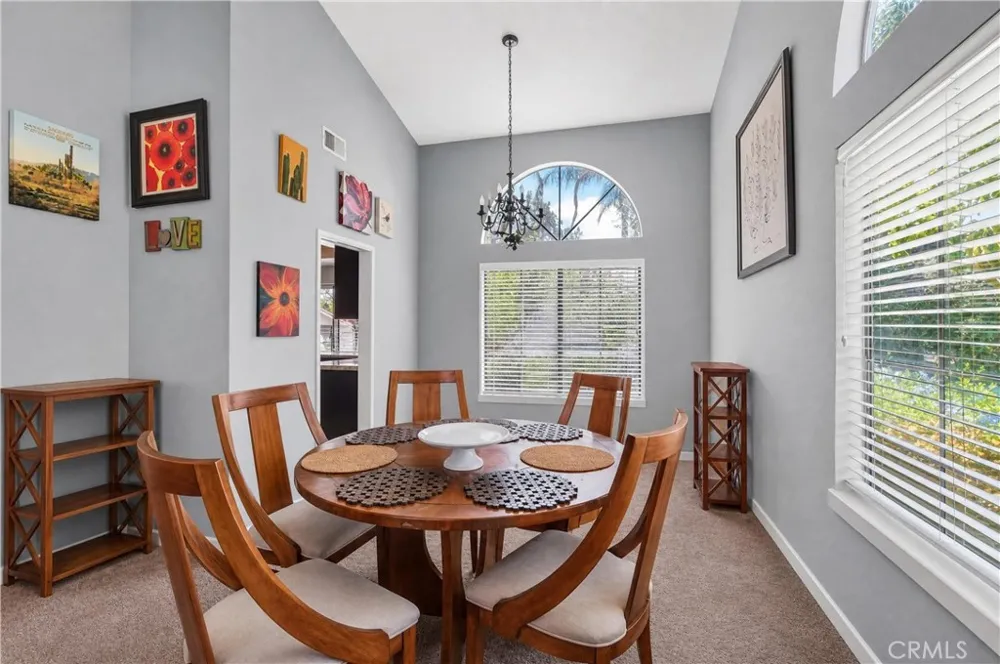 145 Cottonwood Ave Riverside, CA 92506
