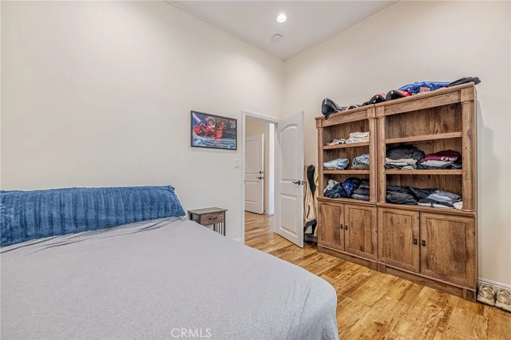 4114 9th Acton, CA 93510