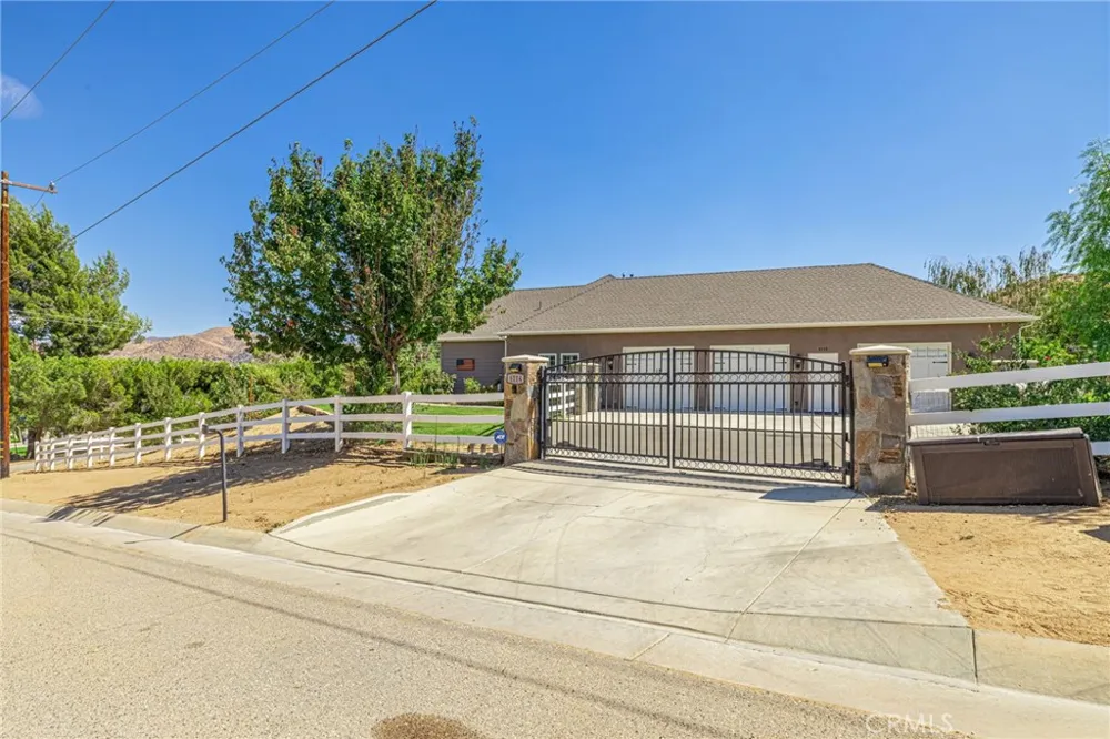 4114 9th Acton, CA 93510