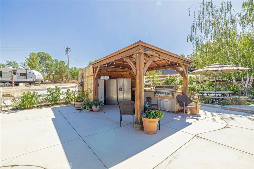 4114 9th Acton, CA 93510