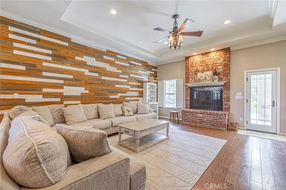 4114 9th Acton, CA 93510
