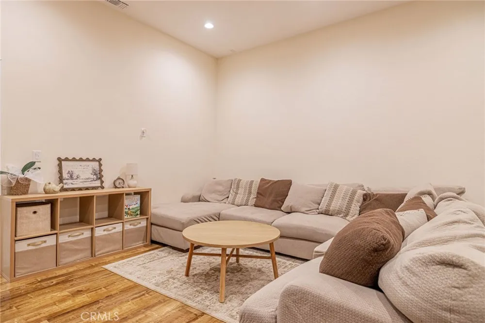 4114 9th Acton, CA 93510