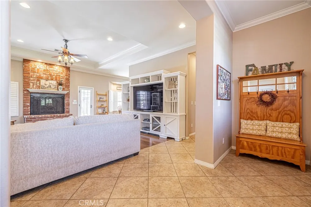4114 9th Acton, CA 93510