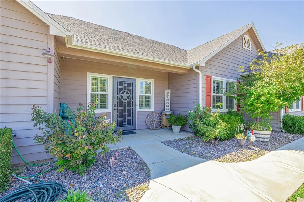 4114 9th Acton, CA 93510