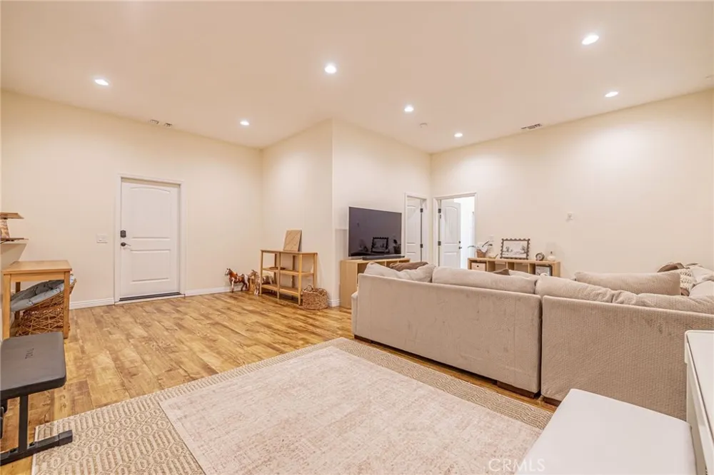 4114 9th Acton, CA 93510