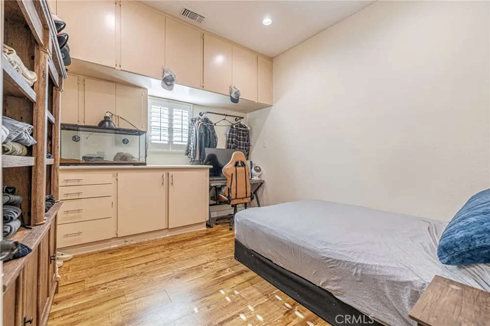 4114 9th Acton, CA 93510