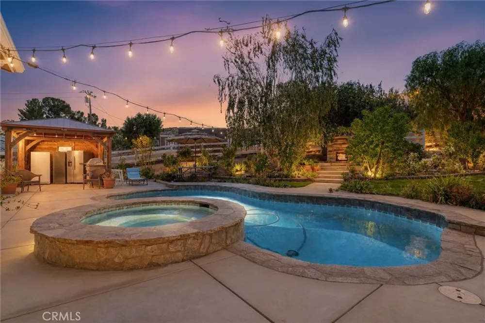 4114 9th Acton, CA 93510