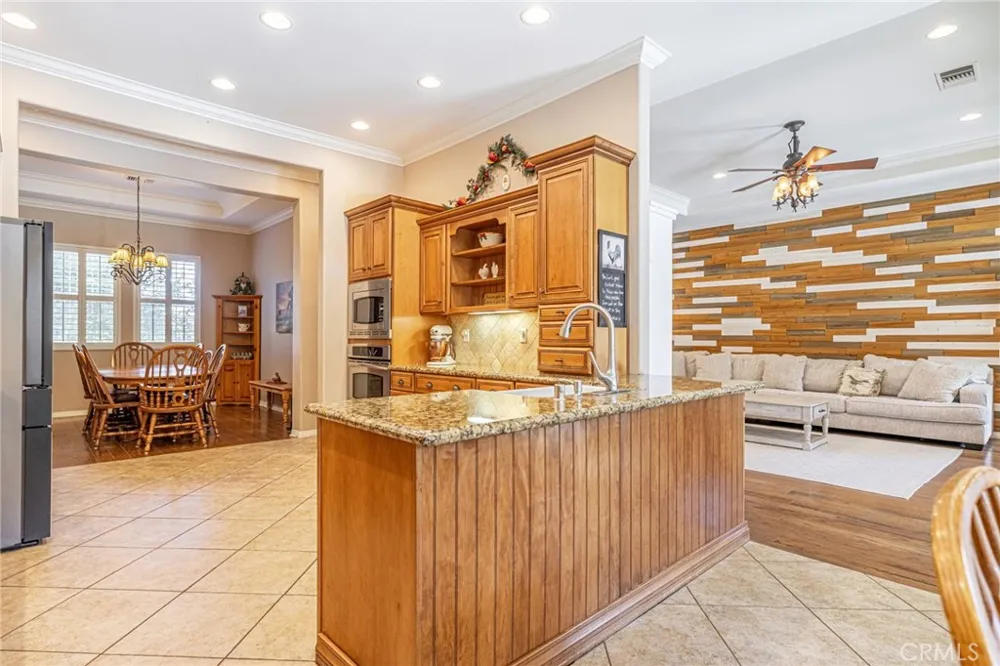 4114 9th Acton, CA 93510