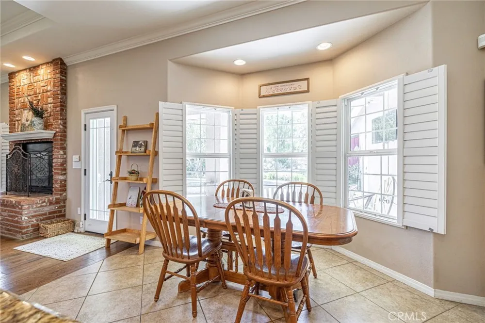 4114 9th Acton, CA 93510