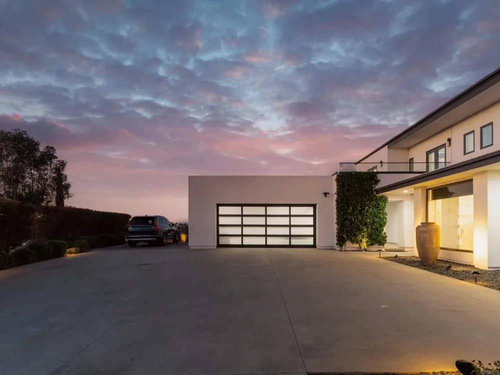 1110 Solana Drive Del Mar, CA 92014