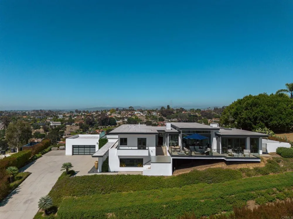 1110 Solana Drive Del Mar, CA 92014