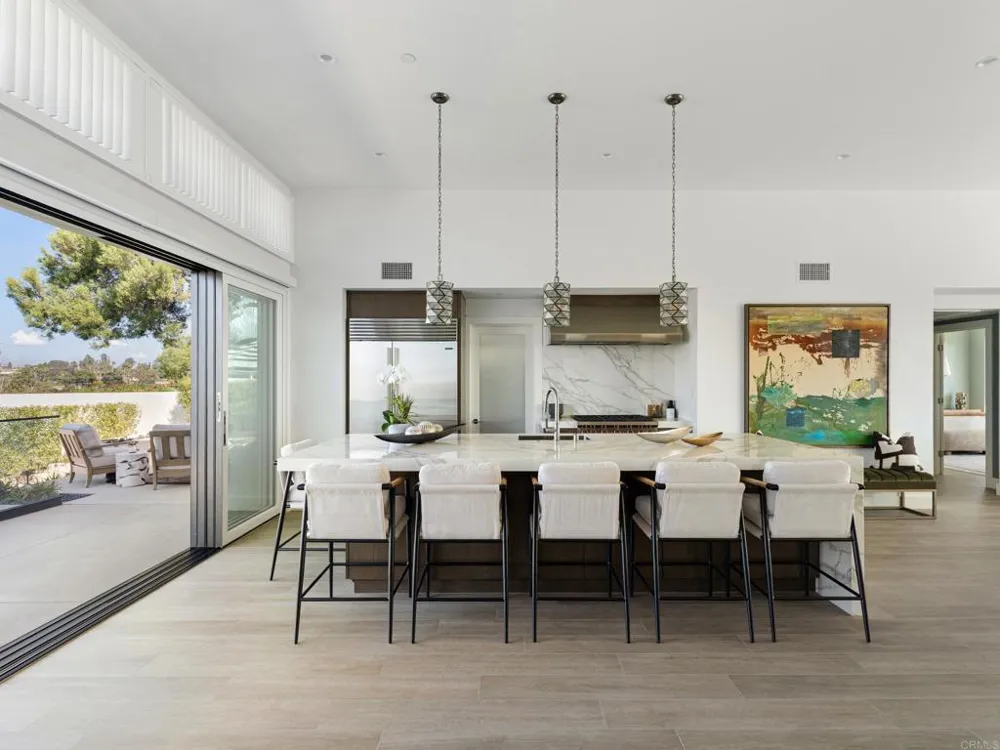 1110 Solana Drive Del Mar, CA 92014