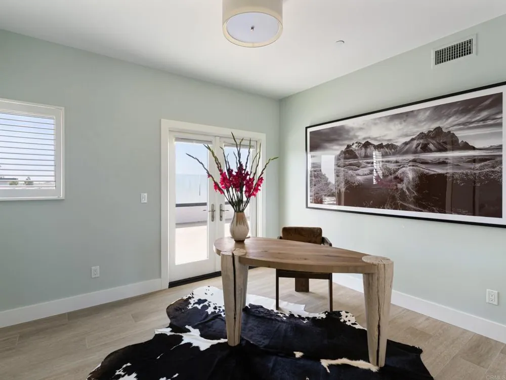 1110 Solana Drive Del Mar, CA 92014