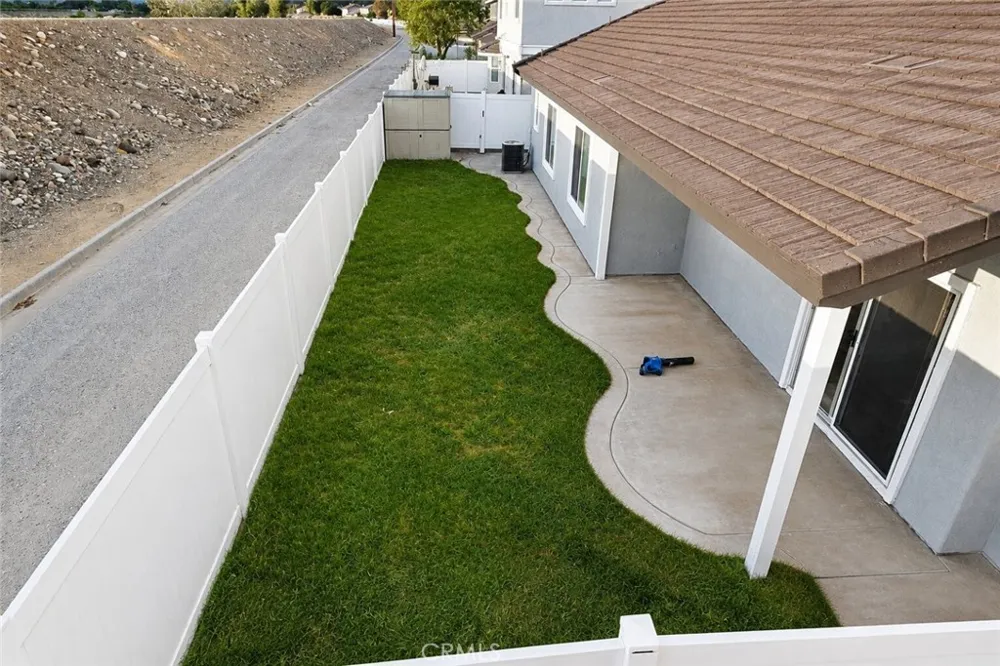 808 Hinckley Fillmore, CA 93015