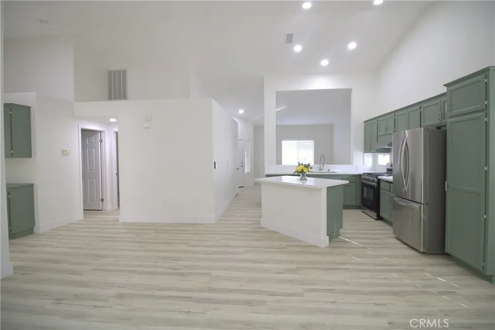 808 Hinckley Fillmore, CA 93015