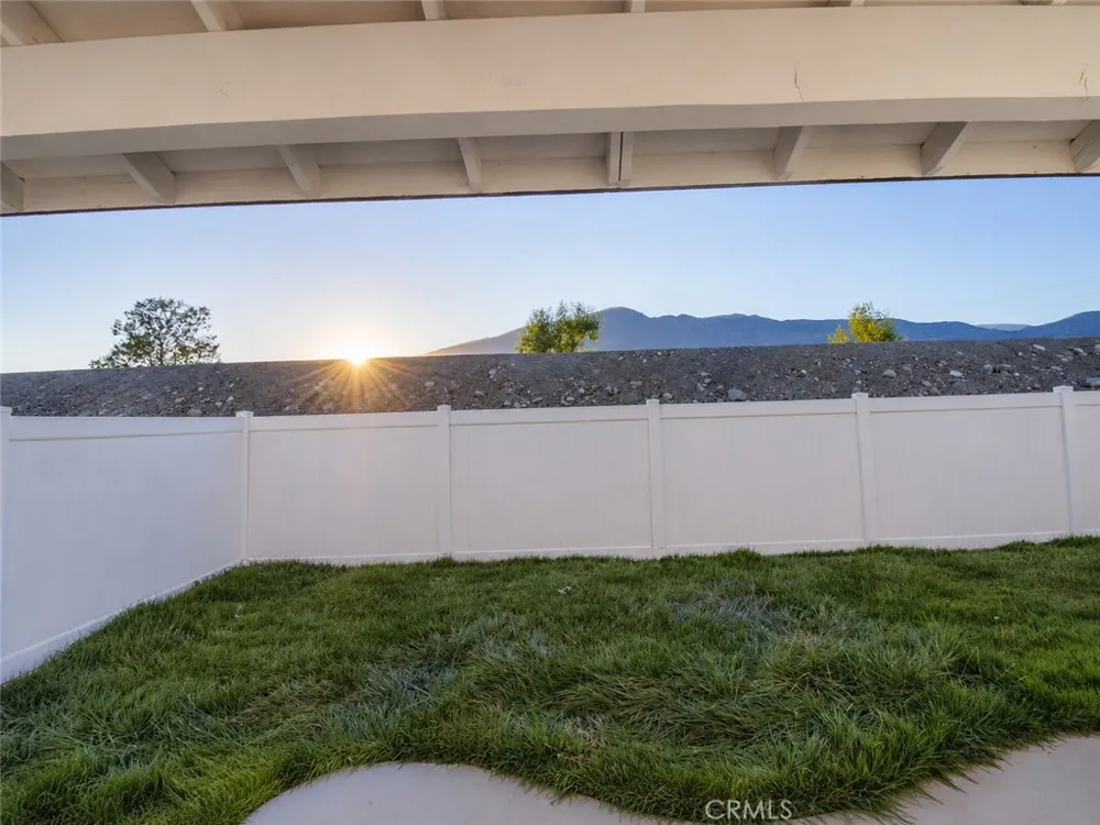 808 Hinckley Fillmore, CA 93015