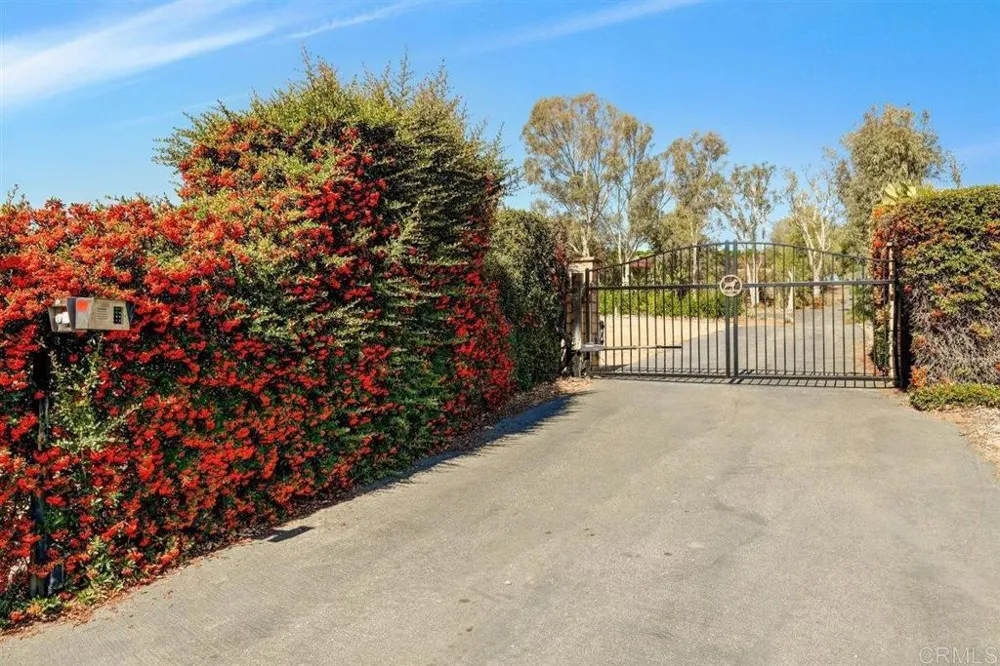 14502 Fruitvale Road Valley Center, CA 92082