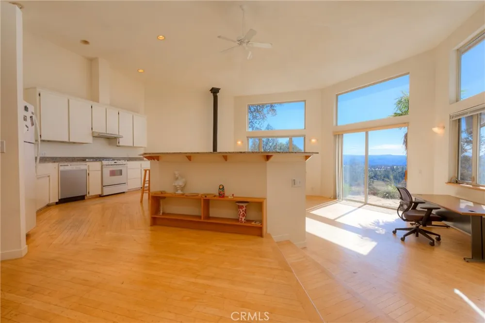 9018 winding way Oregon House, CA 95962