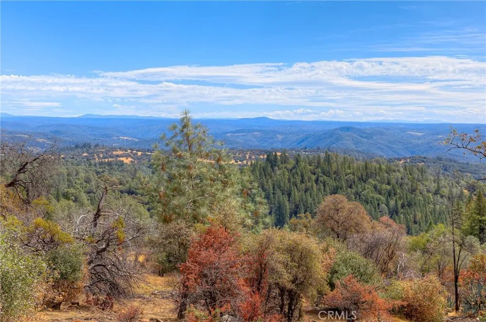 9018 winding way Oregon House, CA 95962
