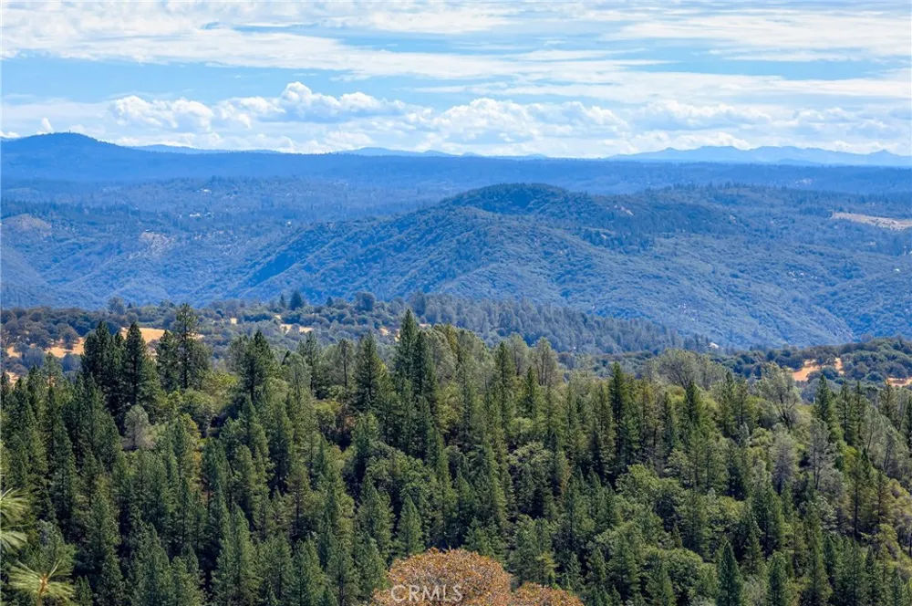 9018 winding way Oregon House, CA 95962