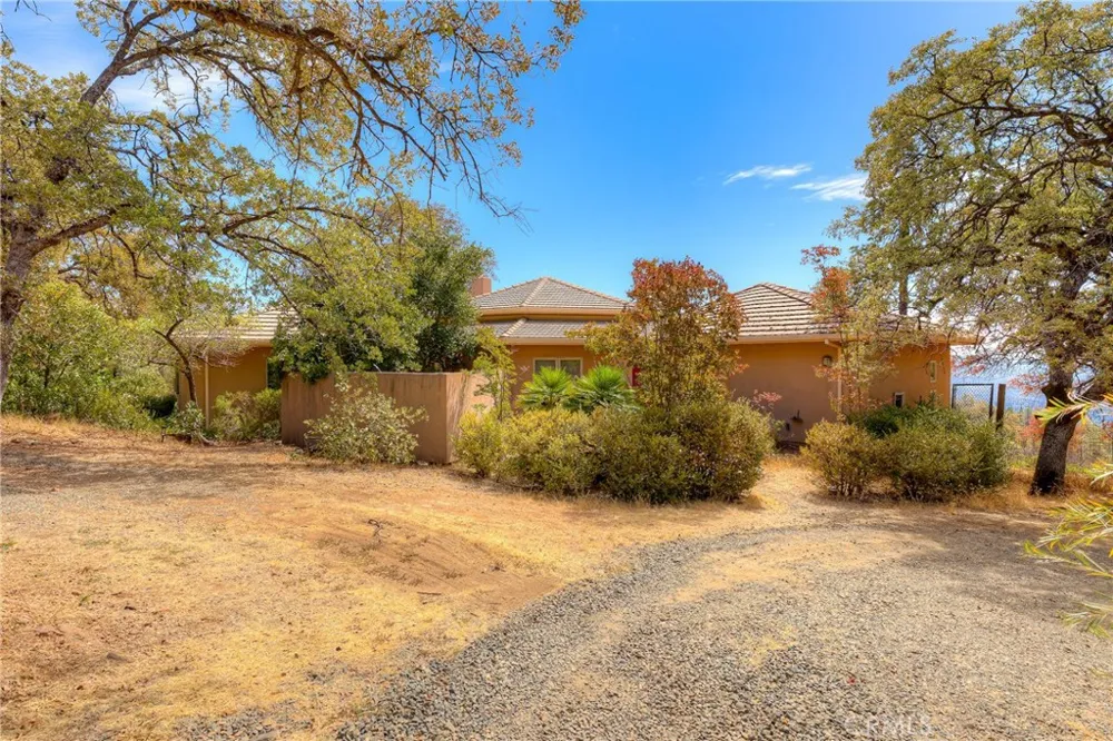 9018 winding way Oregon House, CA 95962